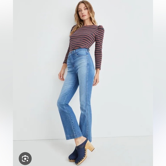 VERONICA BEARD Carson High-Rise Jean | Ankle
Hem - Picture 1 of 9